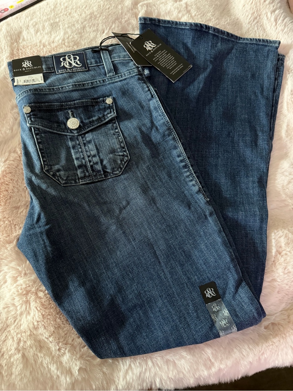 Rock & Republic Scorpio Flare Roxy Indigo Blue Jeans with Flap Back Pocket 16M